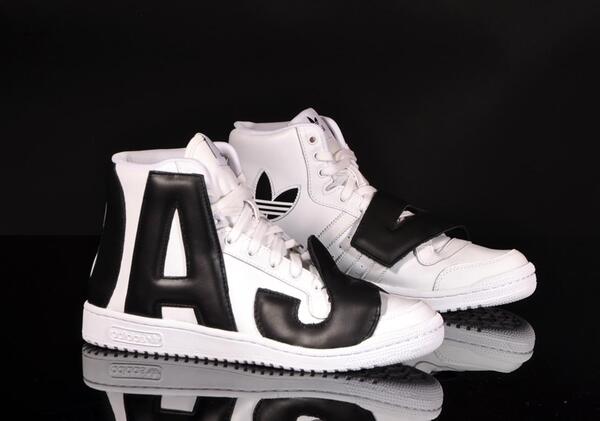 adidas-jeremy-scott-js-letters